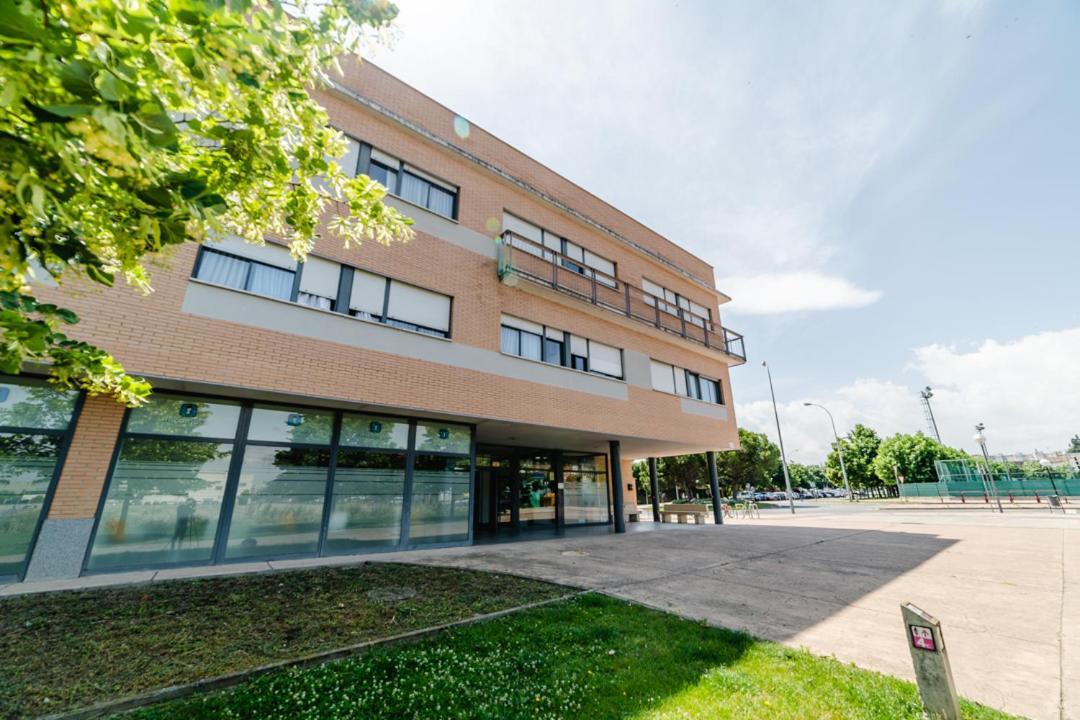 Micampus Logrono Student Residence Екстер'єр фото