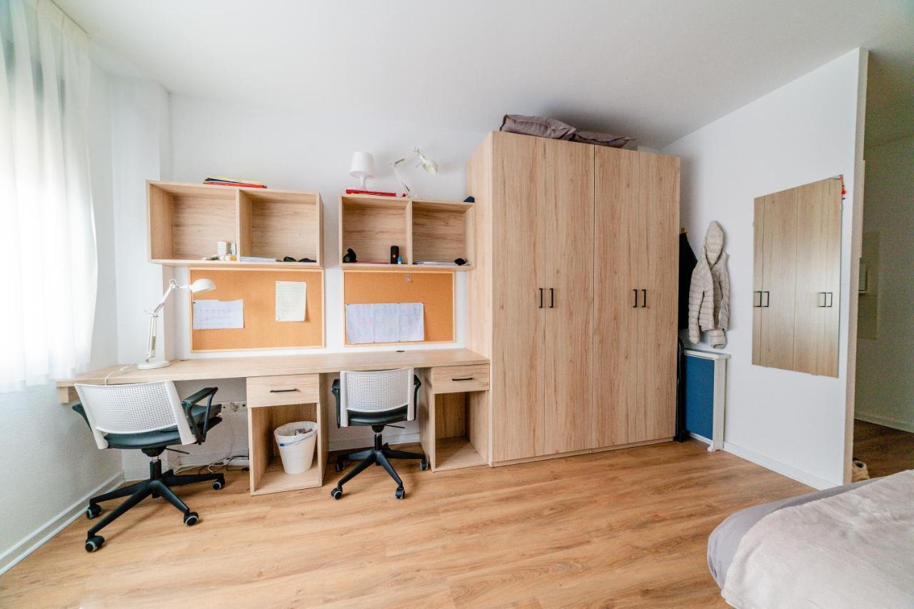 Micampus Logrono Student Residence Екстер'єр фото