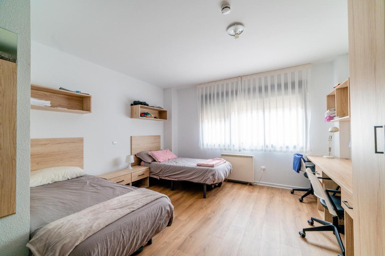 Micampus Logrono Student Residence Екстер'єр фото