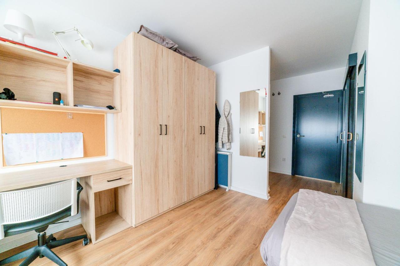 Micampus Logrono Student Residence Екстер'єр фото